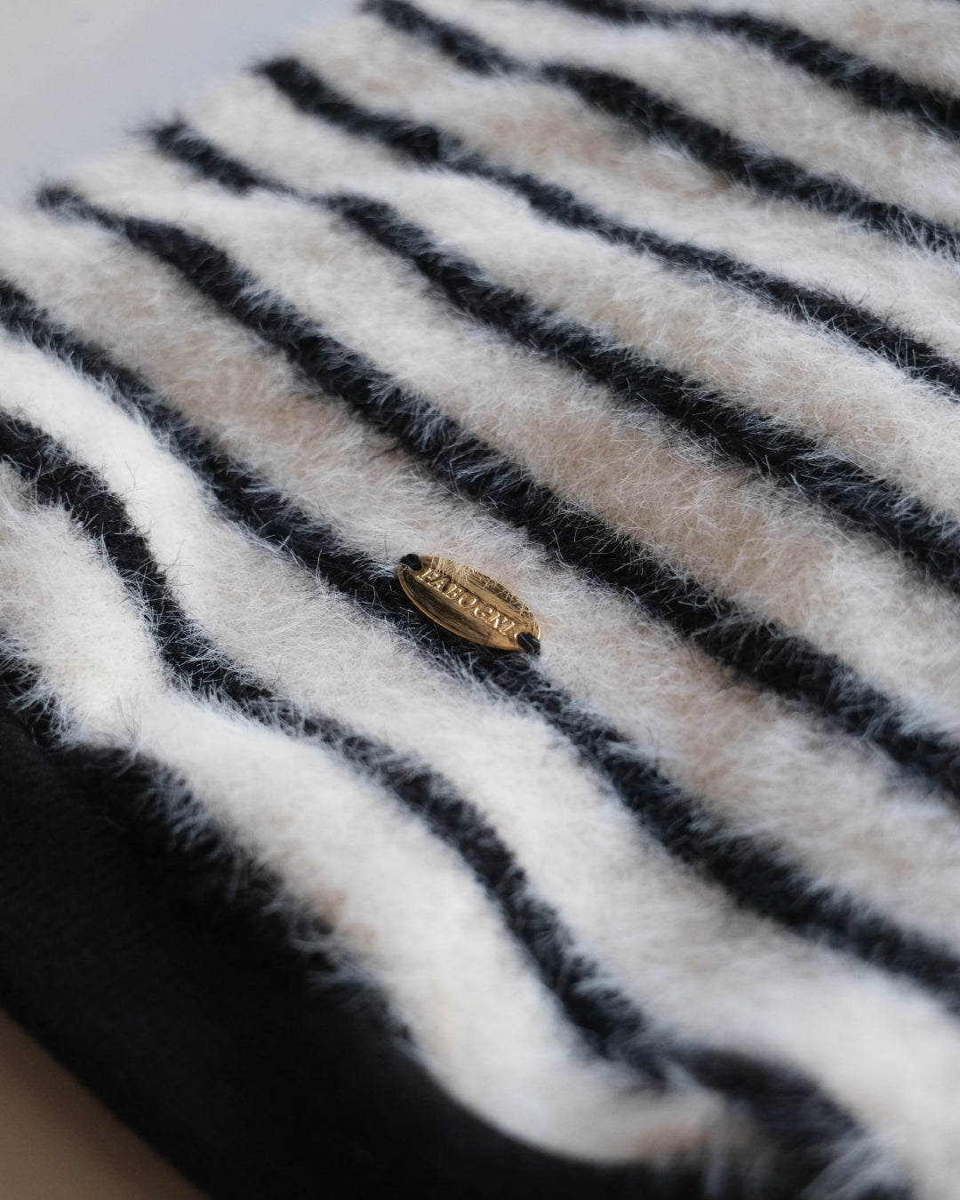 Shaggy Knit (stripe)